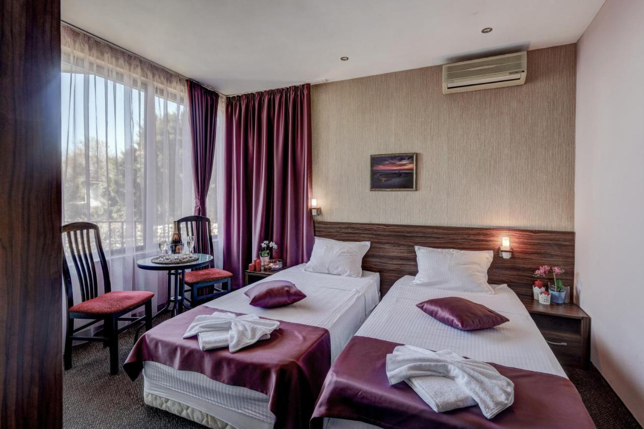 Ellinis Hotel Varna Luaran gambar