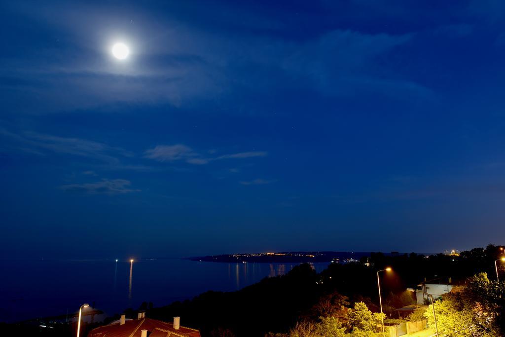 Ellinis Hotel Varna Luaran gambar