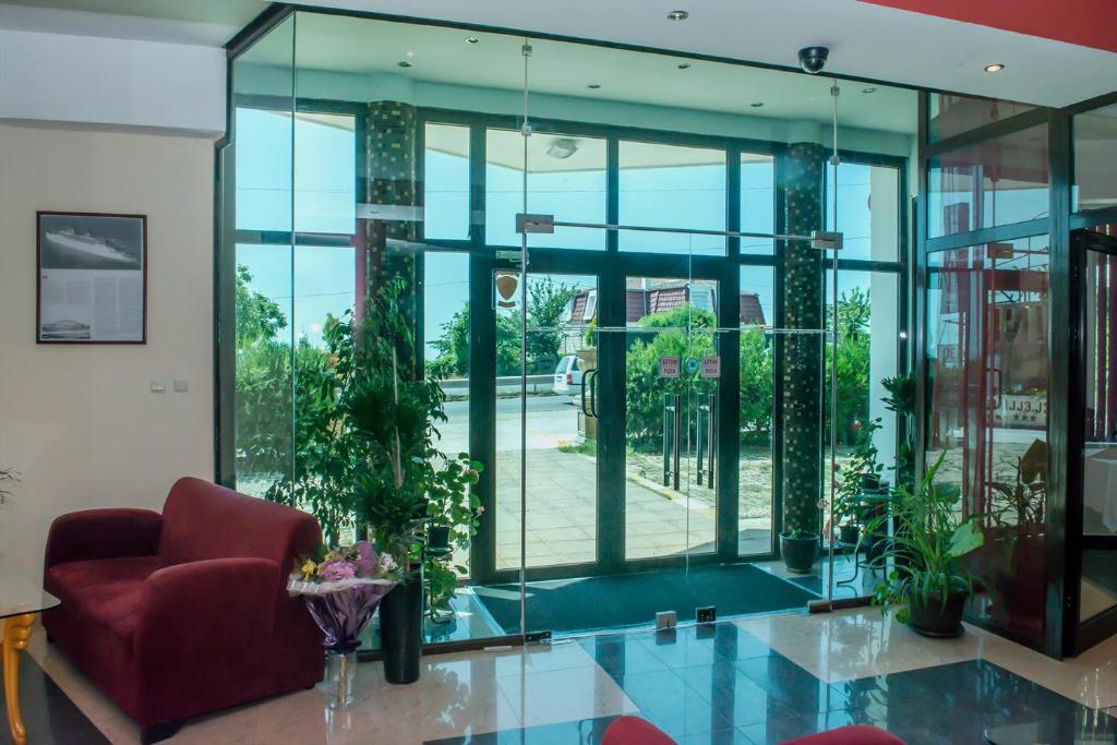 Ellinis Hotel Varna Luaran gambar